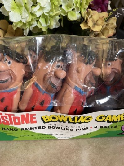 画像1: Hanna Barbera Flintstones Fred bowling Pin Game  with Box 60‘s / フリントストーンズ、フレッドの箱入りボーリングピン　ゲーム　プラスチック製ドールピン