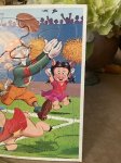 画像3: Warner Bro, Bugs Bunny Football Tray Puzzle (B) / ワーナーブラザーズ　バッグスバニー　フットボール　トレイ　パズル　1973年 (3)