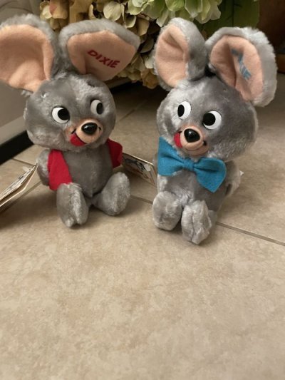 画像3: Hanna Barbers Dixie Plush doll with red vest 、Tag 1985 / ハンナバーベラ　ディクシーのタグ付きぬいぐるみ　赤いベスト　ドール　