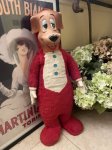 画像1: Huckleberry Hound Large Knickerbocker Large Red Plush Doll 70cm  (B) / ニッカーボッカー、大きいハックルベリーハウンド　ラバーフェイスドール (1)