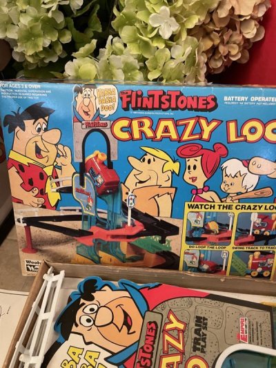 画像1: Hanna Barbera Flintstones Plastic crazy Loco Game Train Set with Box 1980 / フリントストーン　箱入り　クレイジー　トレインセット