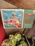 画像3: Hanna Barbera Flintstones Plastic reptile Tank Set with Box 1992 / フリントストーン　箱入り　爬虫類タンク　セット (3)