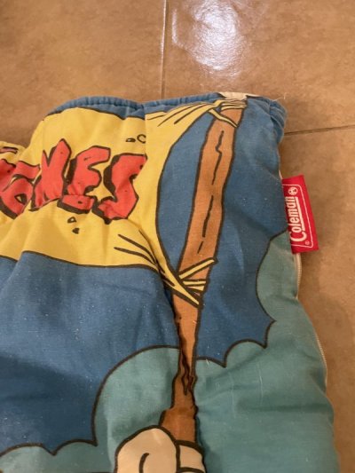 画像2: Coleman Hanna barbera Flintstones Sleeping Bag Blanket / コールマン、フリントストーンズ、のスリーピングバッグ、ブランケット