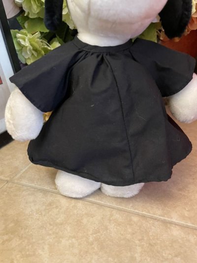 画像2: Snoopy Belle Black Dress Plush Stuffed Doll (C) / スヌーピー ベル、　ブラックワンピース　ぬいぐるみ ドール