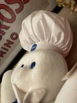 画像16: Phillsbury Dough Boy Battery Plush Doll with Tag 1998 / ピルズベリー　ドゥボーイ  タグ付き電動ぬいぐるみ (16)