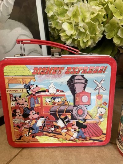 画像1: Mickey Mouse Disney Express Tin Lunch Box With Thermos / ミッキーマウスのディズニーエクスプレス、ティン製　ランチボックス 水筒付き 70年代