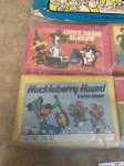 画像3:  Hanna barbera Yogi Huckleberry,Flintstones 1976 soap set of 4 (B) / ハンナバーベラ　ヨギ、ハックル、フリントストーン　袋入りソープ4個セット (3)