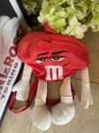 画像5: M&M’s Red plush doll Backpack/ エムアンドエムズ、エムズ　レッド　ぬいぐるみ　リュックサック　 (5)