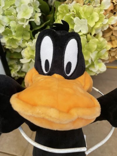 画像1: Warner Bros. Daffy Duck plush doll / ワーナーブラザーズ　ダフィダック　ぬいぐるみ