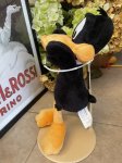 画像3: Warner Bros. Daffy Duck plush doll / ワーナーブラザーズ　ダフィダック　ぬいぐるみ (3)