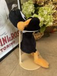 画像5: Warner Bros. Daffy Duck plush doll / ワーナーブラザーズ　ダフィダック　ぬいぐるみ (5)