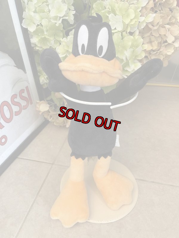 画像1: Warner Bros. Daffy Duck plush doll / ワーナーブラザーズ　ダフィダック　ぬいぐるみ (1)