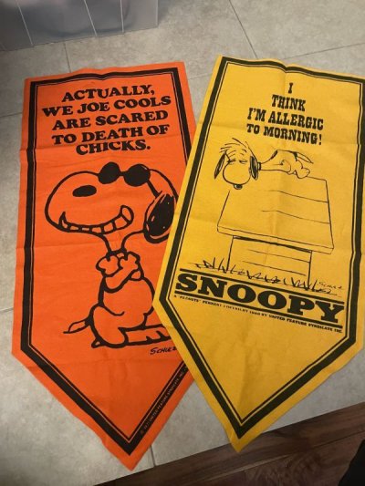 画像3: Peanuts Snoopy Orange Felt Banner Joe Cool / ピーナッツ　スヌーピー　オレンジ　フェルト　バナー　ジョー　クール