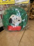 画像3: Peanuts Snoopy Christmas Wreath Vinyl Squeak Doll with bag / ピーナッツ　スヌーピー　袋入りクリスマスリース　ソフビドール (3)