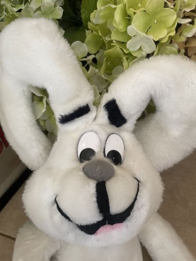 画像3: General Mills Trix Bunny Cereal  Plush  Doll / ジェネラルミルズ　トリックス　クィックバニー　ぬいぐるみ　人形