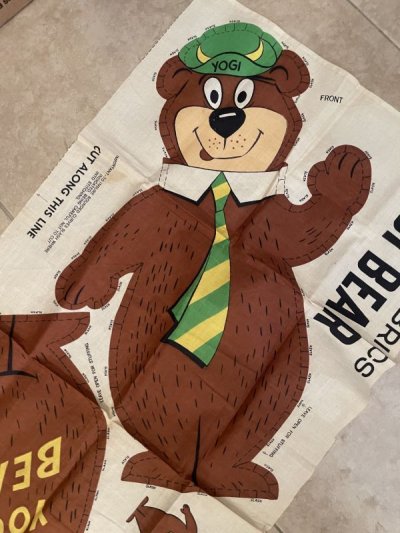 画像1: Hanna Barbera Yogi Bear Pillowd doll Fabric kit  1963 / ハンナバーベラ　ヨギベアのピロードールキット　生地　