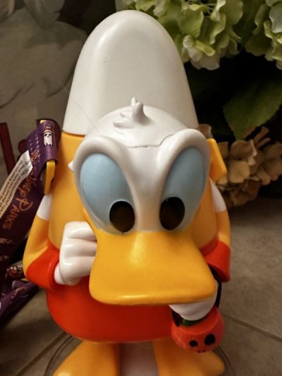 画像1: Disneyland Donald  Duck Halloween candy shipper / ディズニーランド　ドナルドダック　ハロウィン　キャンディコーン　ドリンク　シッパー