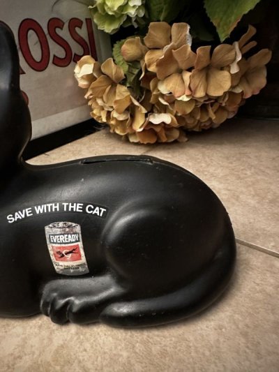 画像2: Eveready Cat plastic coin bank 80’s / エバレディ、黒猫のプラスチック製貯金箱