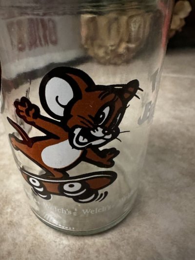 画像1: Tom&Jerry Welch’s  Jerry Skateboard Glass with lid 1990 /　ウェルチ　ジェリー  スケートボード　蓋付きグラス