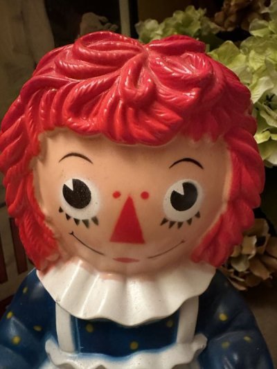 画像1: Raggedy Ann & Andy Ann plastic Coin Bank 1972  / ラガディアン&アンディ　プラスチック製　貯金箱