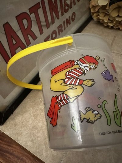 画像2: McDonald’s  Beach Toy plastic Bucket 1989 (B)/ マクドナルド  ビーチトイ　透明バケツ　プラスチック製　ハッピーミール