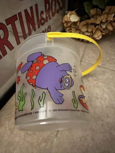 画像1: McDonald’s  Beach Toy plastic Bucket 1989 (B)/ マクドナルド  ビーチトイ　透明バケツ　プラスチック製　ハッピーミール