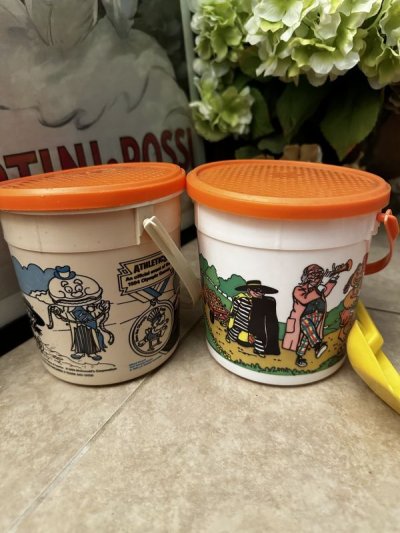 画像3: McDonald’s happy pail Olympic plastic White Bucket 1984  / マクドナルド  オリンピック　バケツ　プラスチック製　ハッピーミール