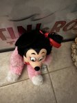 画像4: Disney Minnie Mouse Rubber Face Pink plush  Doll / ミニーマウスのラバーフェイス、ピンクぬいぐるみ　スタイ付き (4)