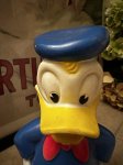 画像2: Disney Donald Duck Play Pal Vinyl doll coin bank / ディズニーのドナルドダック、プラスチック製　貯金箱 (2)