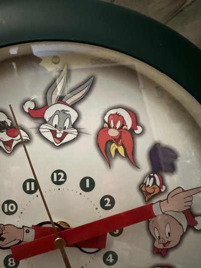 画像1: Warner Bro.  Looney tunes Plastic wall clock 2000 /  ルーニーチューン　ワーナーブラザーズ　壁時計　