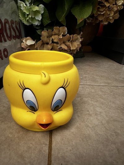 画像1:  Looney Tunes Tweety  Face Plastic Mug /  ルーニーテューンズ   トゥイーティー プラスチック製　フェイスマグ