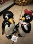 画像13:  Kool Cigarettes Penguins  WILLIE & MILLIE Salt And Pepper (B) /  クール　ペンギン　ウィリー＆ミリー　ソルト＆ペッパーセット (13)