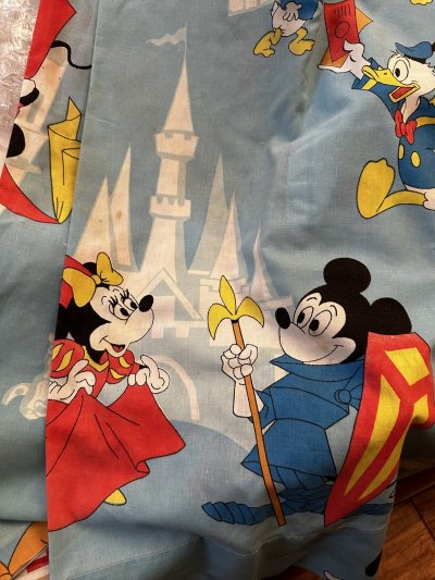 画像3: Disney Mickey Mouse Flat sheet  / ディズニーのミッキーマウス　ディズニーランド柄　フラットシーツ