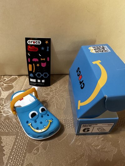 画像2: McDonald’s Crocs keychain #6 with box(Sealed) / マクドナルド クロックス　6番箱入りキーホルダー　日本未入荷