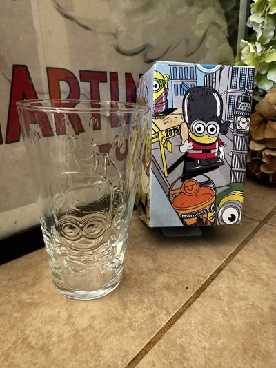 画像2: McDonald’s Collectors Glass Shrek with box(Sealed) / マクドナルド コレクターズグラス　ジュラシックパーク箱入り　日本未入荷