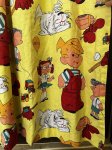 画像2: Dennis the Menace fabric Curtain Yellow (B) / わんぱくデニスの布製　カーテン　イエロー (2)