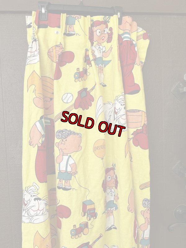 画像1: Dennis the Menace fabric Curtain Yellow (B) / わんぱくデニスの布製　カーテン　イエロー (1)