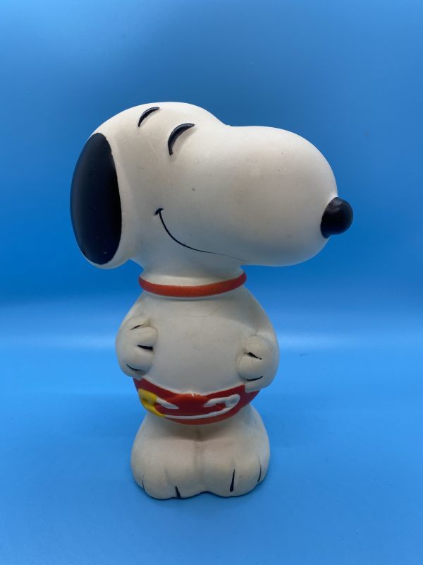 Peanuts Soopy Plastic Coin Bank Doll / ピーナッツ スヌーピー